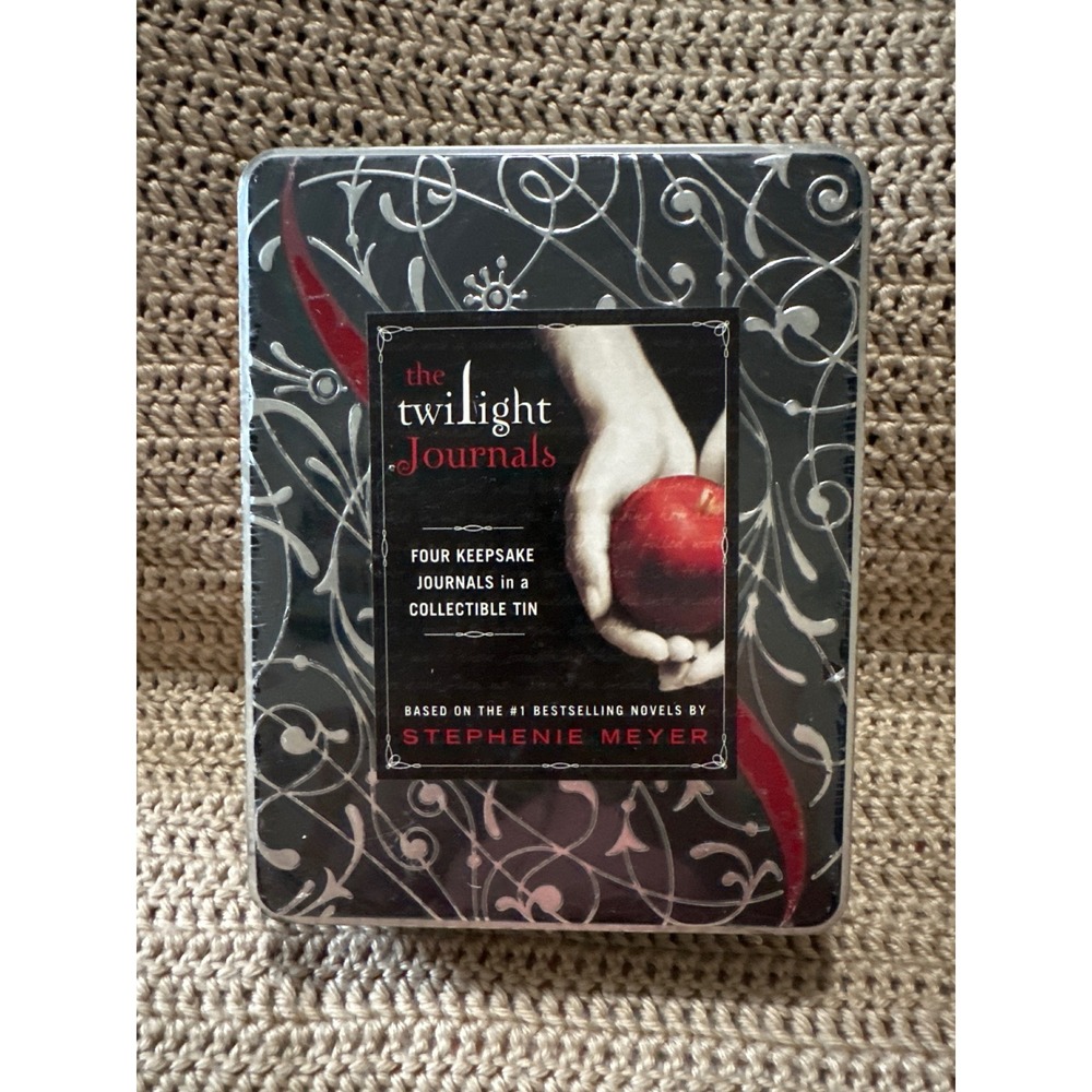 The Twilight Journals Stephenie Meyer 4 Hardcover in Collectible Tin Sealed